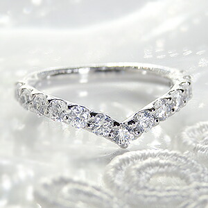 1.0ct Pt950 【Hカラー・SIクラス】指輪 リング プラチナ ダイヤモンド エタニティ ダイヤ 結婚 4月誕生石 ギフト ハーフエタニティ 1.0ct Ｖ字 Vライン V ブライダル 記念日 レディース ダイア プレゼント 彼女用 妻用 30代 40代 50代 クリスマス 母の日