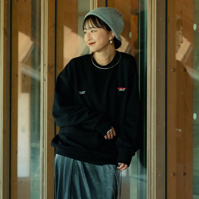 【送料無料】 JEANSFACTORY × NANGA ジーンズファクトリー × ナンガ 別注 バック刺繍ロゴ クルーネックスウェット NW2505-JF レディース トップス 長袖 2025AW S ホワイト/ブラック