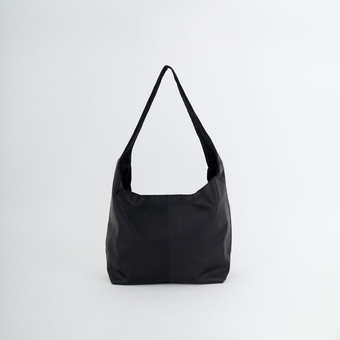 【店内全品貨物輸送無料】 MR.OLIVE E.O.I 旦那オリーブ ウォータープルーフライトレザー エコトートバッグ ME695N メンズ 鞄 2025AW F 黒いこと