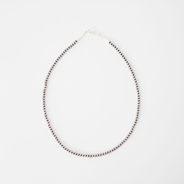 【送料無料】 ERICKA NICOLAS BEGAY エリッカ ニコラス ビゲイ ナバホパール ネックレス EB100001000-4-50 レディース アクセサリー F シルバー/ブラック