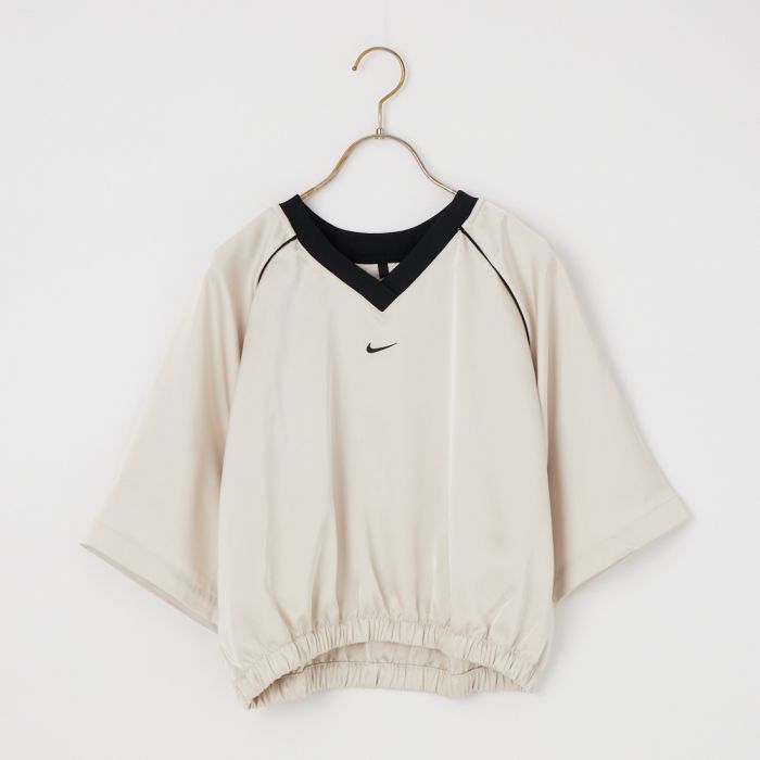 【店内全品貨物輸送無料】 NIKE ナイキ NSW オーバーサイズドサテントップス IH1331 レディース トップス スポーツシャツ 半袖 2026SS S 白いこと/黒いこと