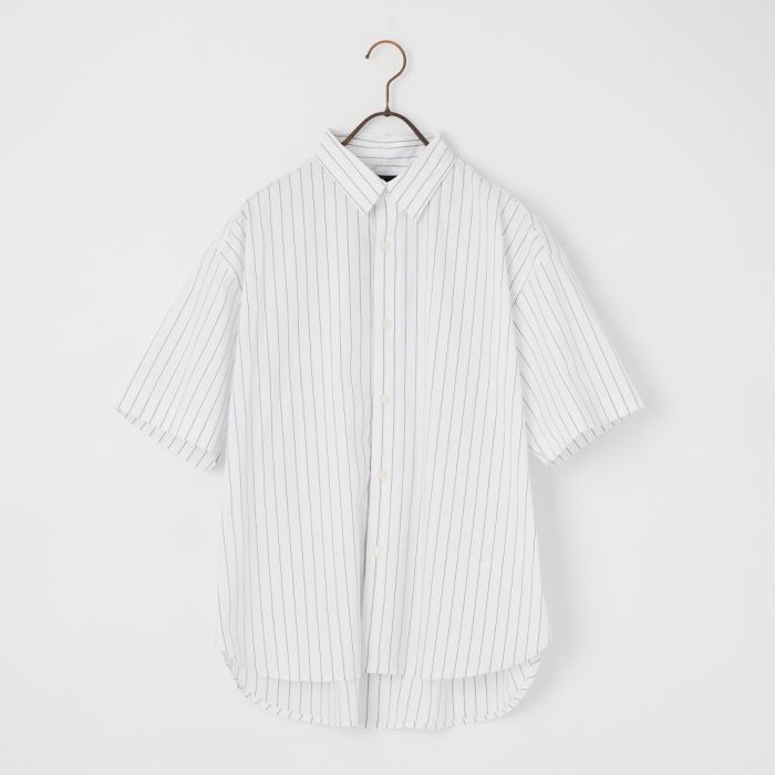 【貨物輸送無料】 SLICK スリック ピンストライプレギュラーカラーシャツ 5220289 メンズ トップス 半袖 2026SS M/L 白いこと/黒いこと