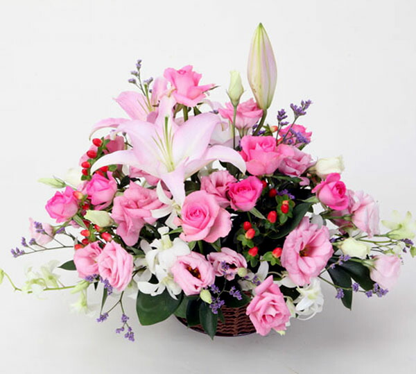 【小ゆり・薔薇・サクラ色系繰り合わせる】儀式用・お生まれ落ちる日・一緒になるお祝・生み出すことお祝・開店お祝・一緒になる不死化日・畏まり・告げ知らせる会・時節のお花・しっぺい返し差し上げ物・成年者式・バレンタイン・白いことデー・隠居祝賀会・はいり込む祝賀会など。