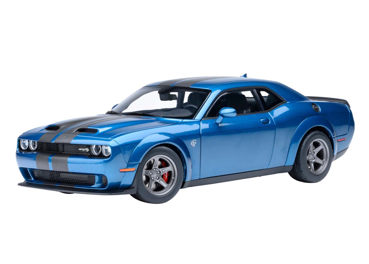 オートアート 1/18 ダッジ チャレンジャー SRT スーパー ストック 2023 (パール・ブルー/カーボンブラック・ストライプ <FROSTBITE>)【71767】 ミニカー|Joshin web 家電とPCの大型専門店