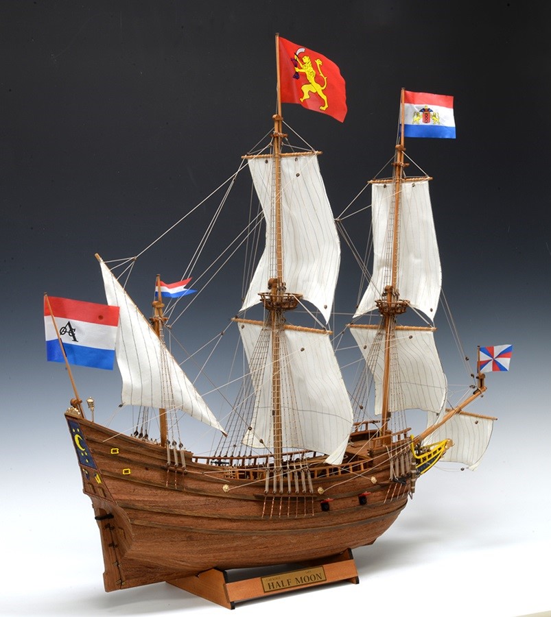 ウッディジョー 1/40 ハーフムーン 木製組立キット
