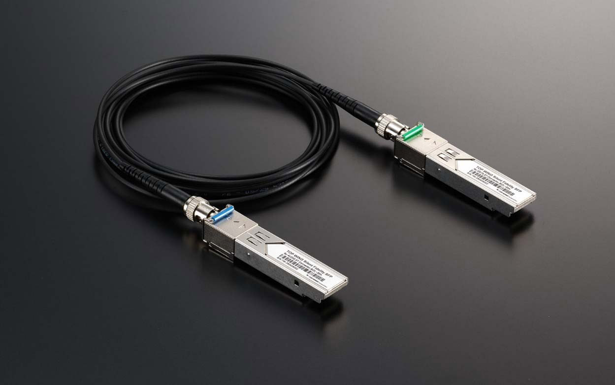 トップウィング オーディオグレードSFPモジュール(ペア・3m専用ケーブル付属)《Silent Fidelity SFP》 SF-SFP Topwing|Joshin web 家電とPCの大型専門店
