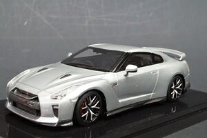 ONEMODEL 1/43 日産 GT-R 2017 Super Silver Metallic【17B08-57】 ミニカー ミニカー・トイカー-車-おもちゃ