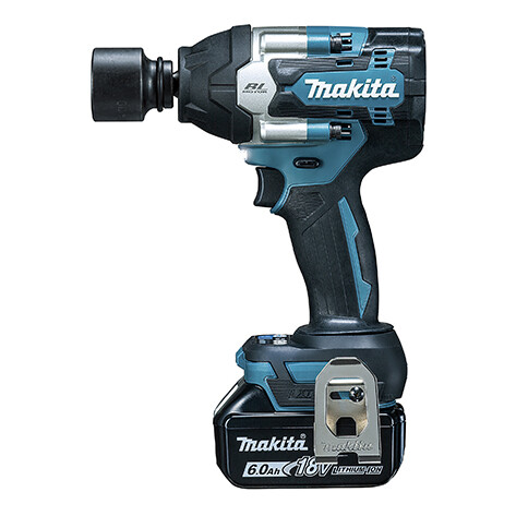 マキタ 充電式インパクトレンチ(バッテリBL1860B×2本・充電器DC18RF・ケース付) TW700DRGX makita ソケット別売 makita ソケット別売　リチウムイオンバッテリー
