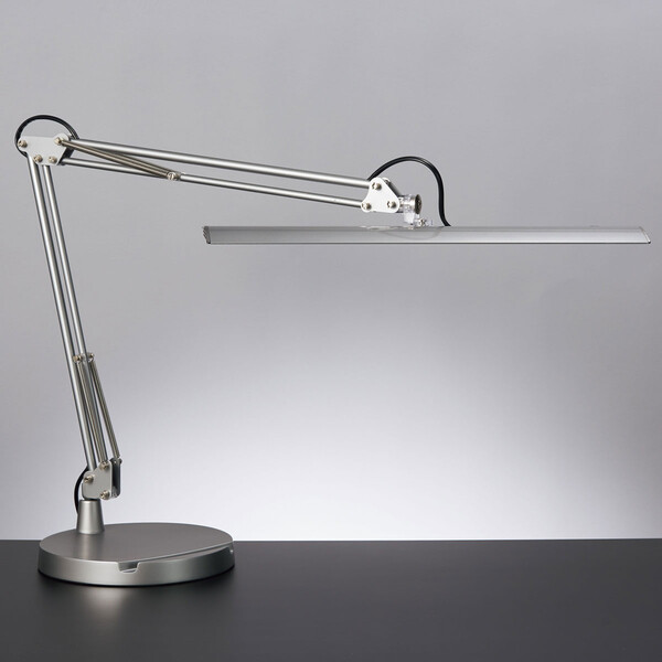 山田照明装置 LED学習机照明ランプ（しろがね色） Z-10DSL Z-Light（ゼットともし火） [Z10DSLZLIGHT]