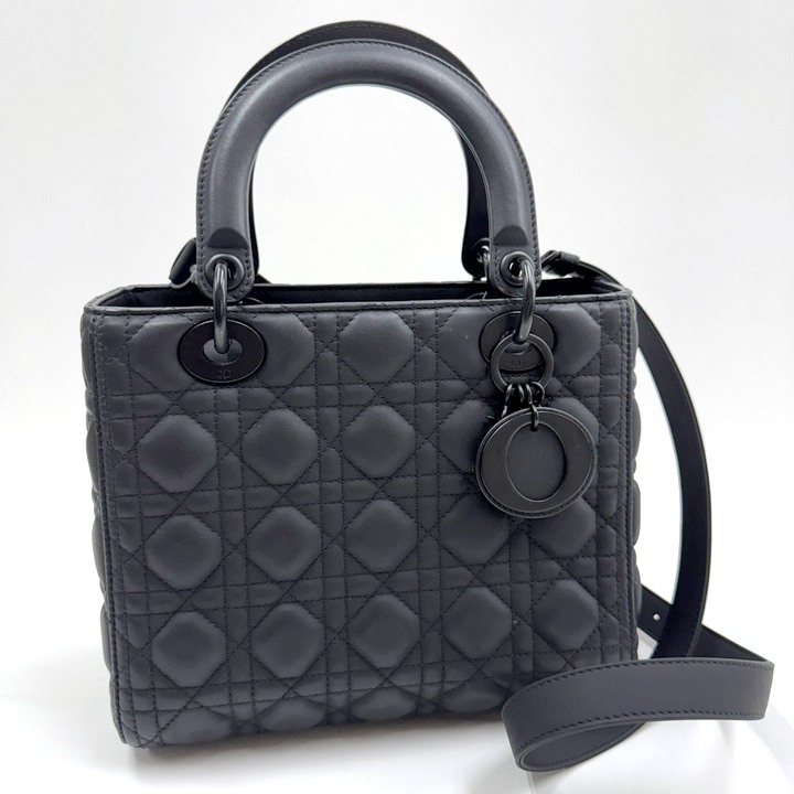 【中古】Dior クリスチャンディオール ウルトラマット・レディディオール・カナージュ・ミディアムバッグ カーフレザー 黒いこと M0565SLOI