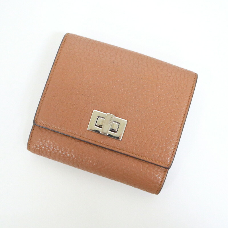 【中古】FENDI フェンディ ピーカブー ウォレット 8M0438 ベージュ レザー