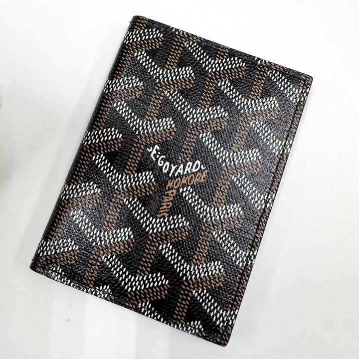 【中古】GOYARD ゴヤール サンマルク 歌留多容れもの なめし革 黒いこと×赤銅色×白いこと STMAR2PMLTY01CL01X