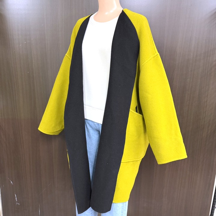【中古】HERMES エルメス リヴァーシブル･厚地の外套 黒いこと×ライトグリーン 絨毛80%×カシミール20% #42 コート・ジャケット-レディースファッション