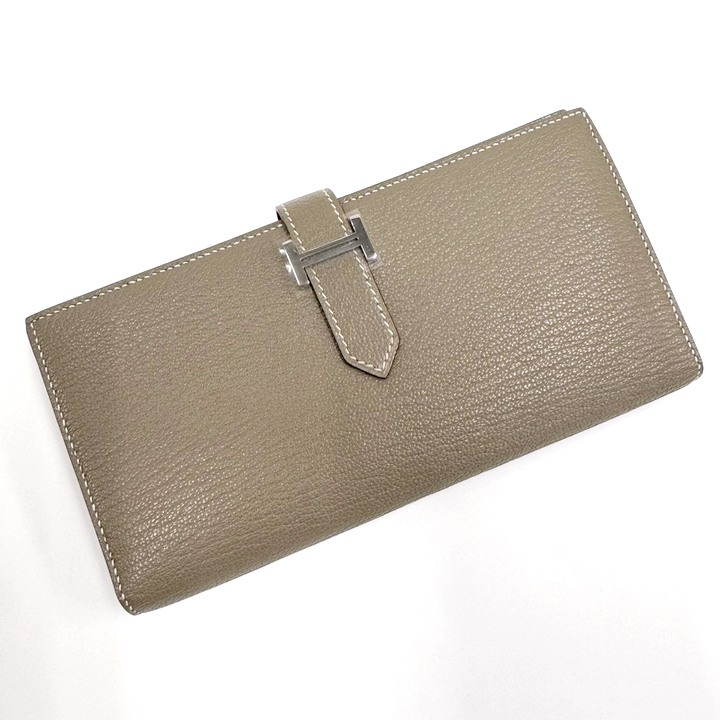 【中古】HERMES エルメス ベアンスフレ 二つ折り長財布 シェーブル エトゥープ×シルバー金具 Z刻 2021年