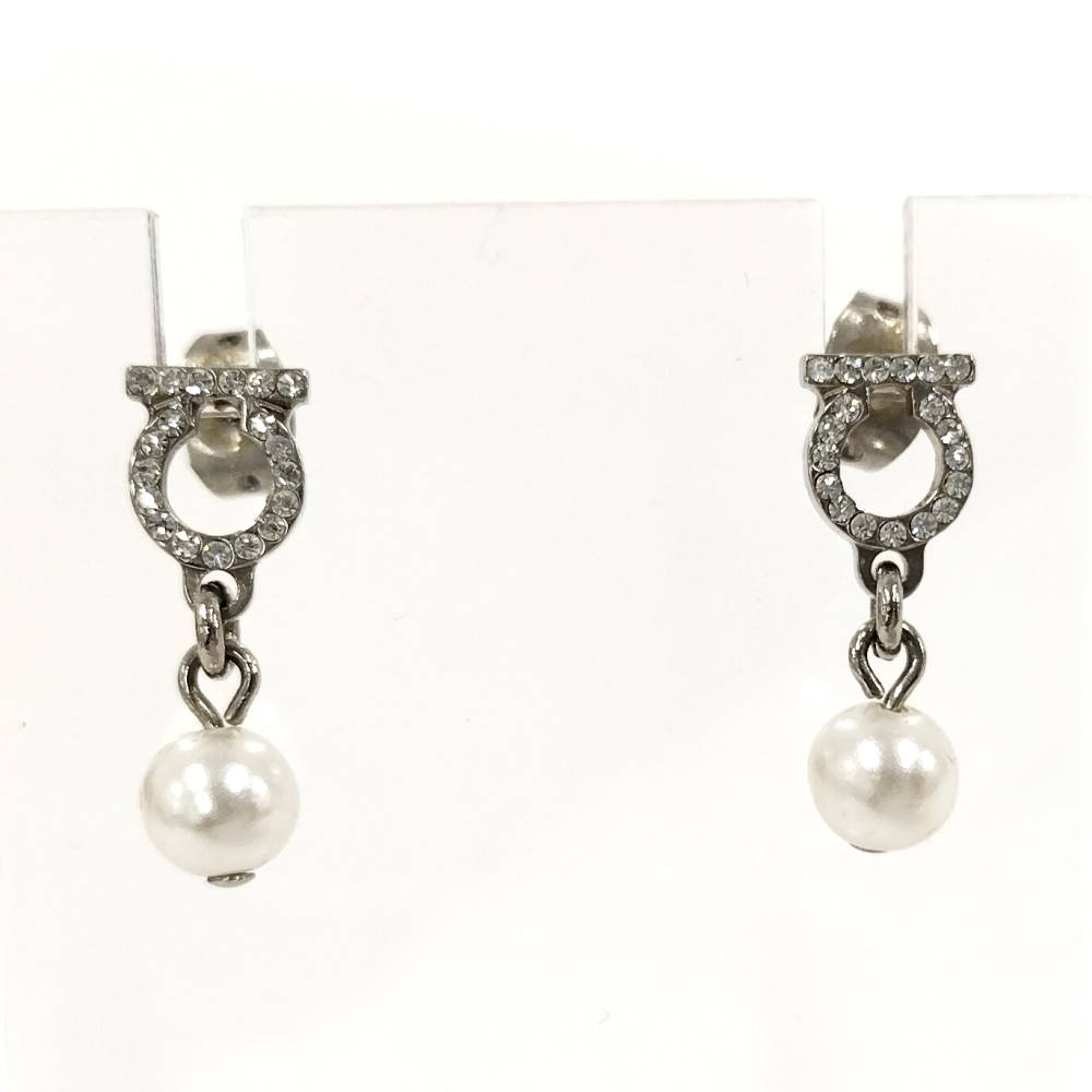 楽天市場】FERRAGAMO フェラガモ ANA機内販売限定 ピアス ガンチーニ