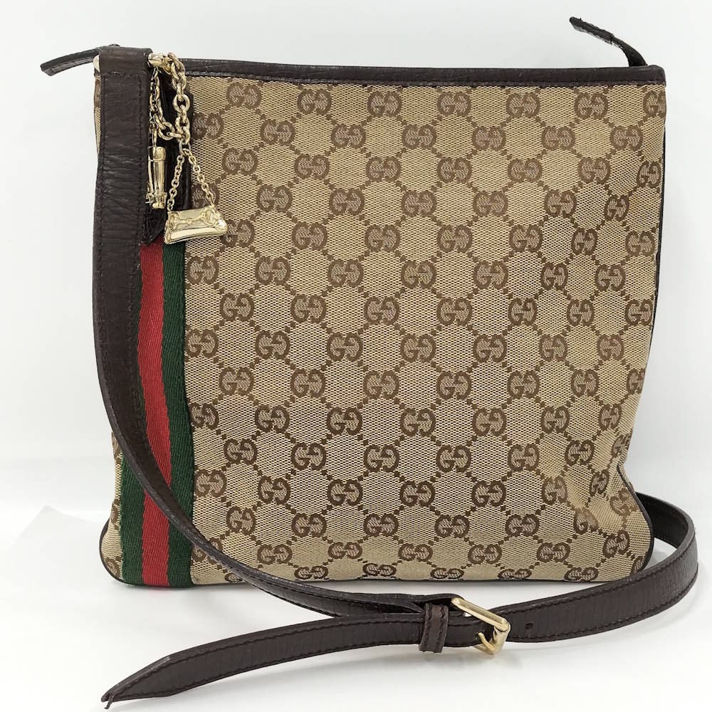 【中古】GUCCI ショルダーバッグ GGキャンバス シェリーライン チャーム付き キャンバス ブラウン系