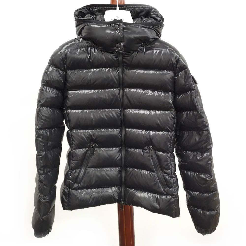 【中古】MONCLER ダウンジャケット ブラック B20934685805 68950