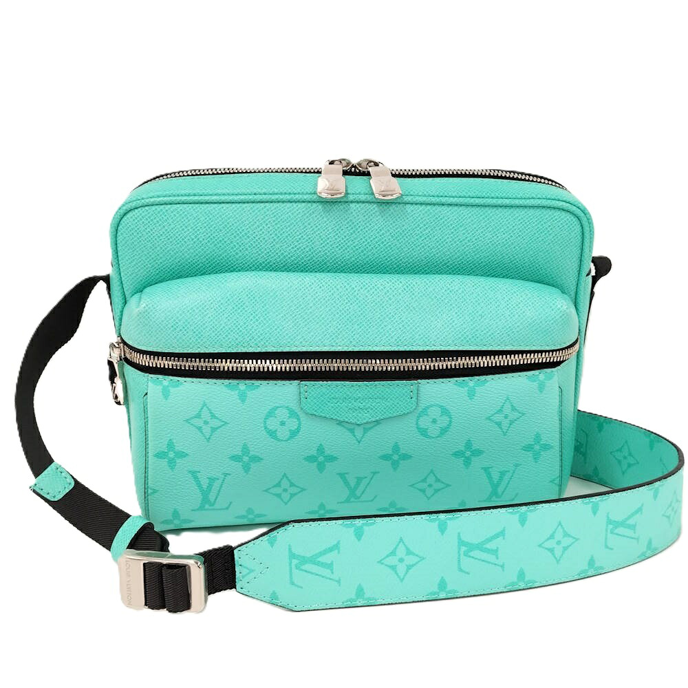 【中古】LOUIS VUITTON アウトドア 伝達人 御徒面子 タイガラマ M30875