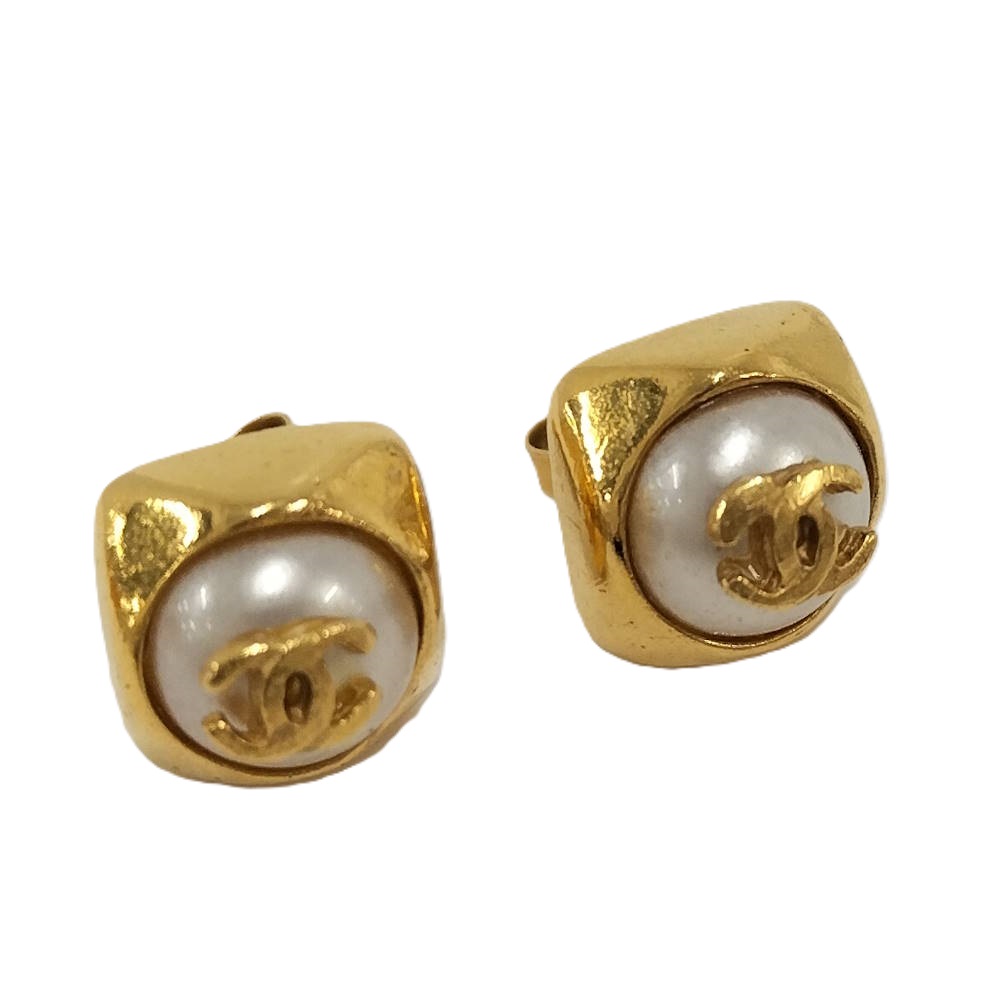 【中古】CHANEL ピアス メッキ&times;フェイクパール ゴールド 98A｜JJcollection