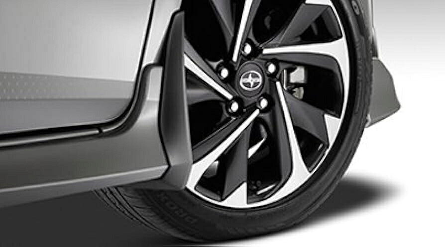オーリスRS（サイドロッカーモール・リヤバンパースポイラー装着車）用 トヨタ純正マッドガード4輪分セット 2代目後期オーリス（E180系）