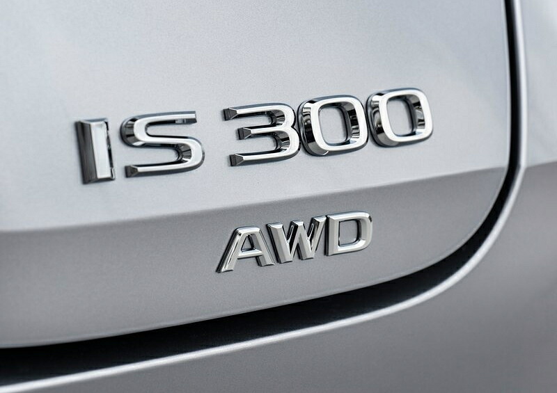 現行型（30系）後期IS300用 LEXUS純正 エンブレム リア右「IS300 AWD」文字