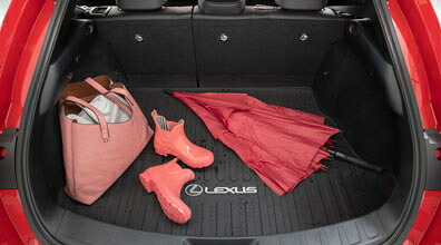 【10系（MZAA1#/MZAH1#/KMA10型）LEXUS UX】「LEXUS」ロゴ入り オールウエザーカーゴマット 海外仕様純正アクセサリー