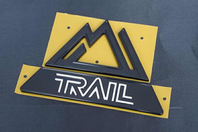 5代目（50系）RAV4用 トヨタ純正 エンブレム 40系RAV4用リア右「TRAIL」