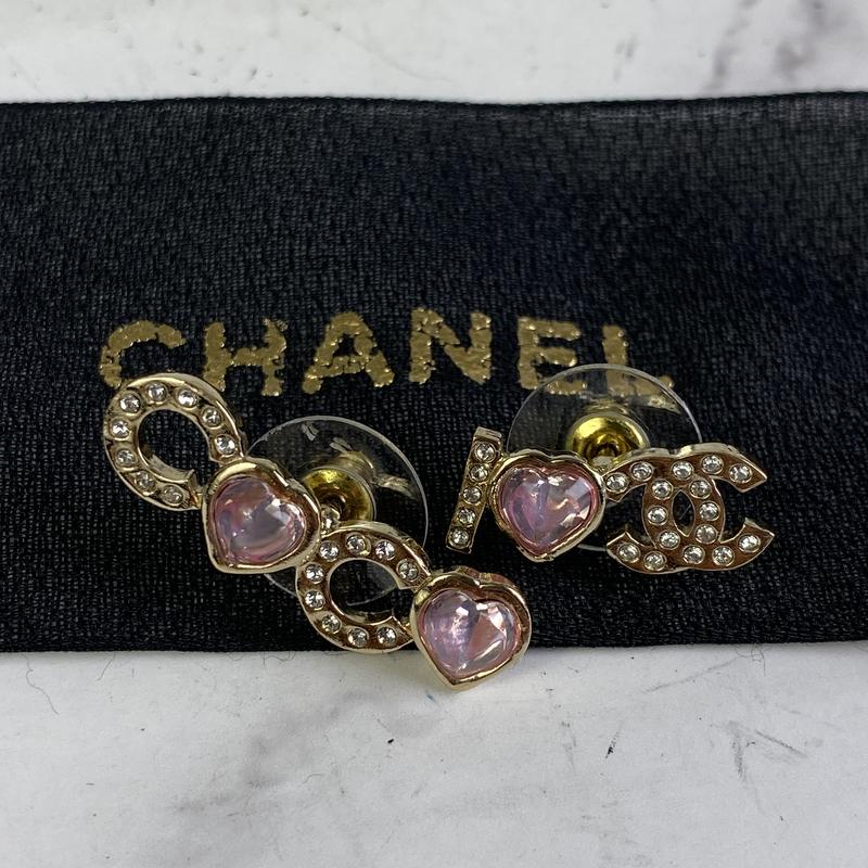 送料関税込◇CHANEL マトラッセ バッグモチーフ ピアス 楽天市場】シャネル CHANEL 23/24FW マトラッセバッグモチーフ