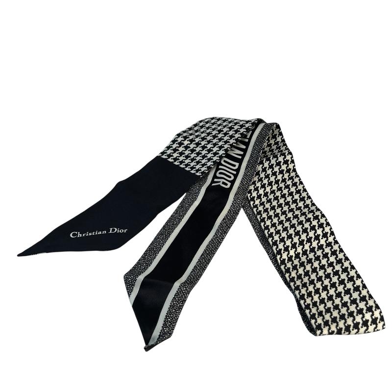 新品　タグ付き　クリスチャンディオール スカーフ リボン 格子 シルク100％ 楽天市場】クリスチャンディオール スカーフ バンダナ ブラック