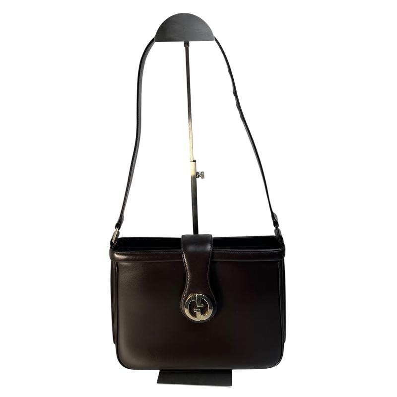 ルブタン ショルダーバック 楽天市場】クリスチャンルブタン ショルダーバッグ ブラック レッド