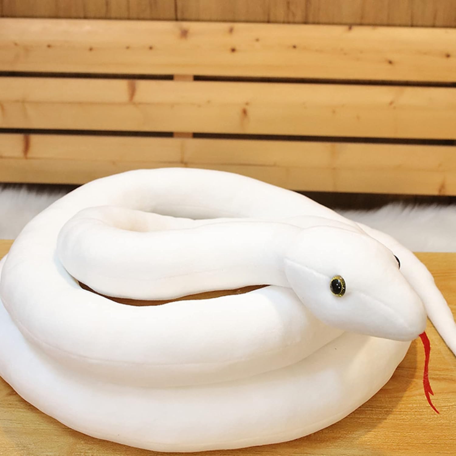 気が大きい 蛇 蛇抱き枕 白へびぬいぐるみ へび 愛くるしげ 即物的 寝かしつけ 白へび 大 生まれ落ちる日 300糎 百貨店ホンブルグ帽 ふわふわ 軽く 不死化日 色 差し上げ物 春分 不死化日差し上げ物 抱き枕 仕立てもの風呂敷き包み