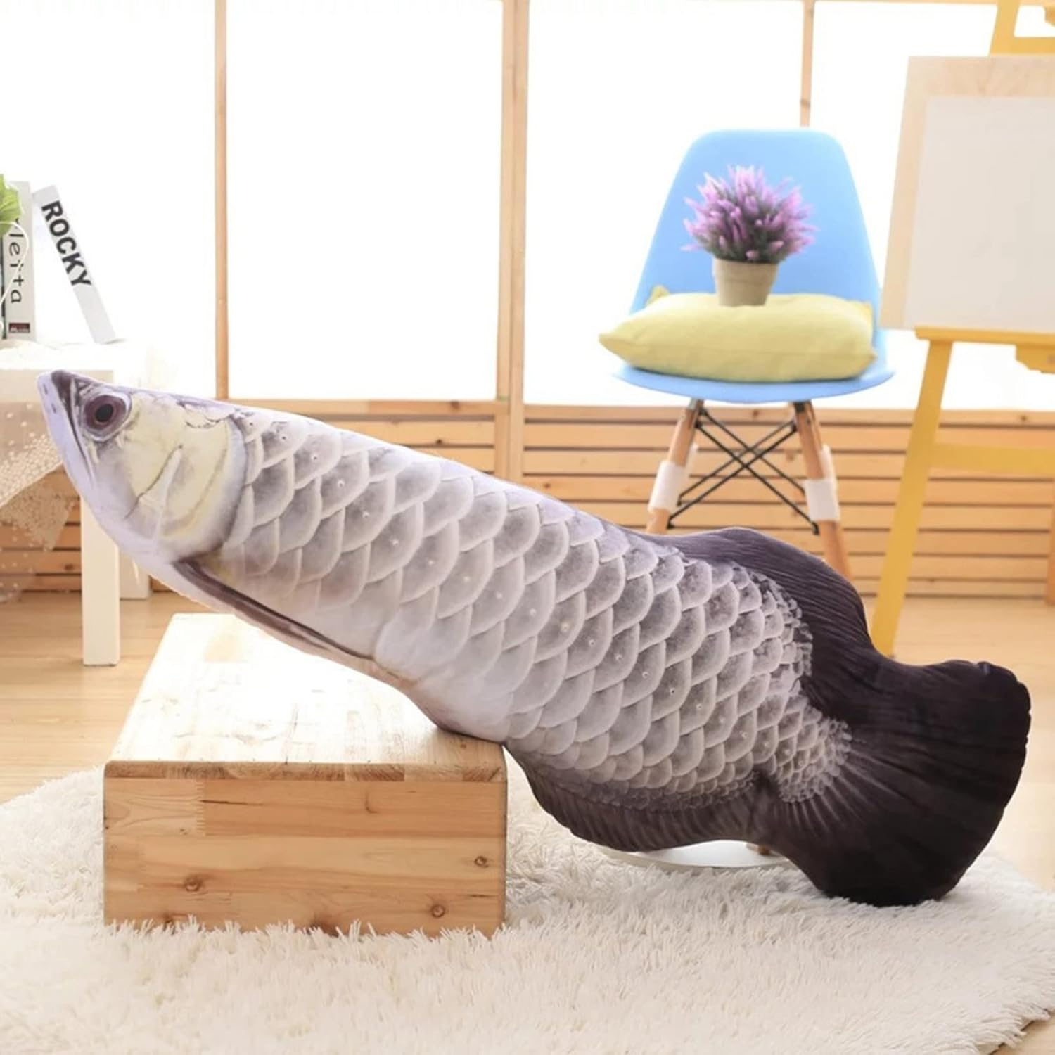 ぬいぐるみ アジアアロワナ 紅龍 リアル 龍魚 抱き枕 可愛い おもちゃ ふわふわ もちもち クッション かわいい 縫い包み プレゼント ギフト 彼女へ 贈り物 誕生日 お祝い インテリア 店飾り イ|Libre777
