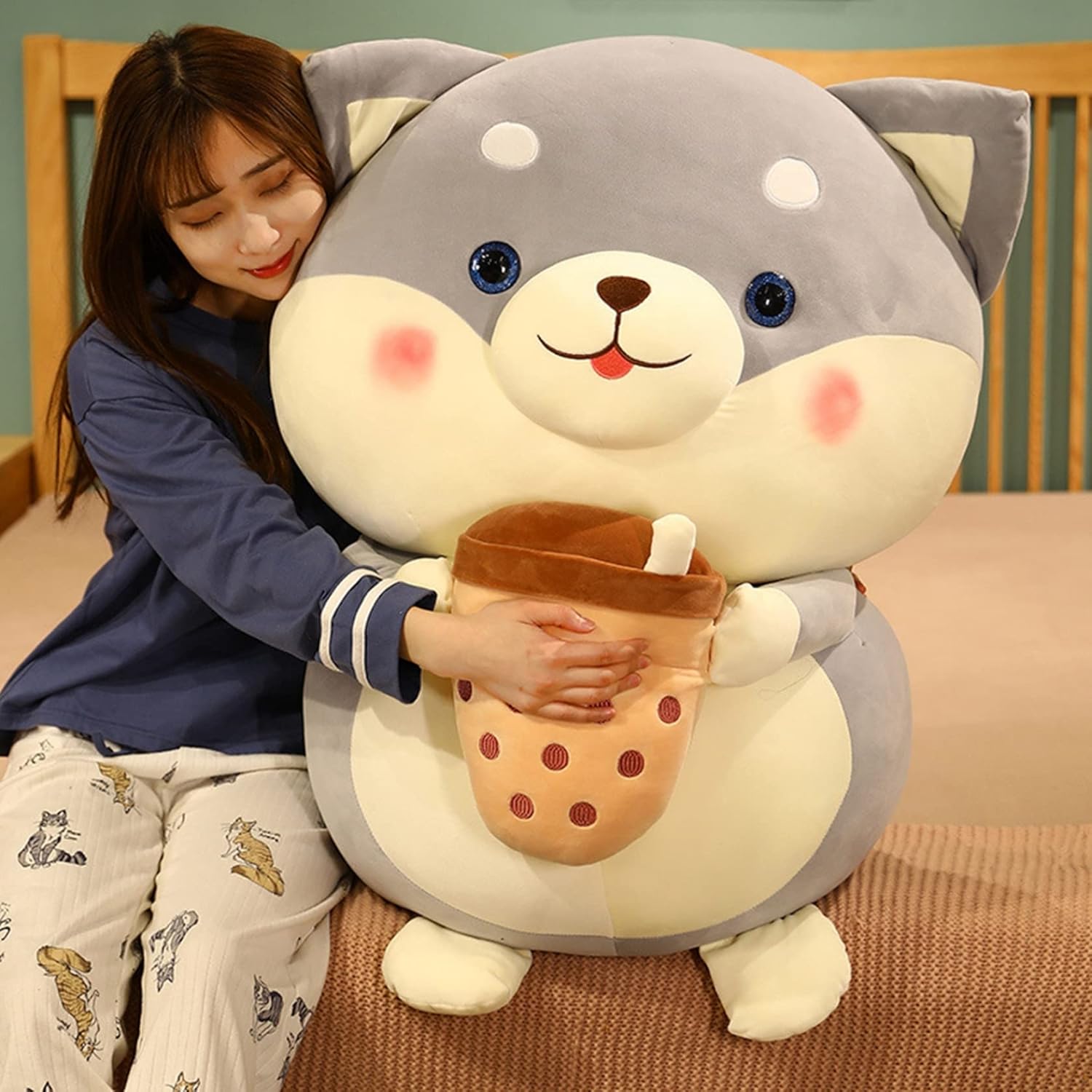 抱き枕 タピオカ飲み柴犬 ぬいぐるみ イヌ ハスキー 昼寝枕 癒し系 もちもち 添い寝クッション INS映え 気持ちいい 特大 縫い包み もこもこ 添い寝 お誕生日 クリスマス プレゼント もちもち｜Libre777