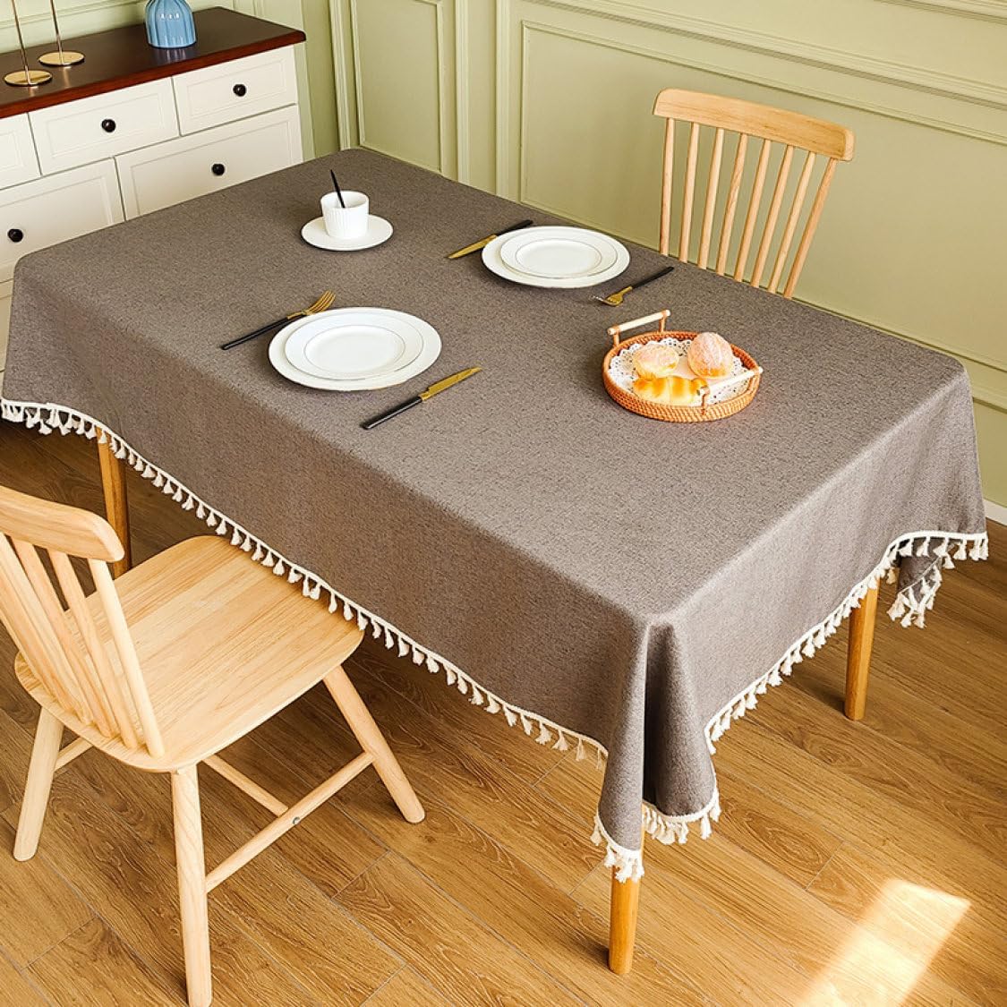 時刻表掛け テーブルクロス 撥水 タッセル Table Cloth 時刻表覆いかぶせる 洗える 今めかしい 色つや7 汚れにくい 北欧 長机 矩形 四角四面 丸型 机 90*140糎 新緑 雨合羽 防油