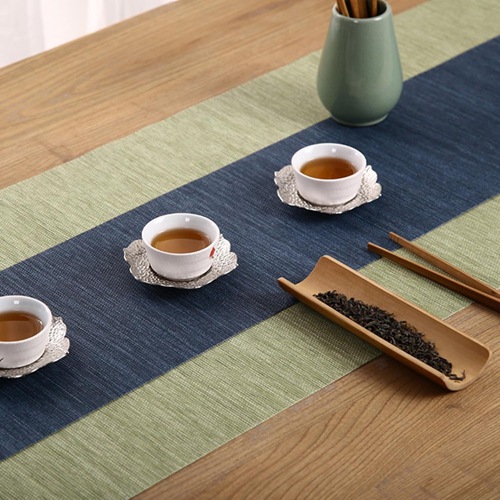 テーブルランナー テーブルセンター 和風 おしゃれ 防水 テーブルクロス 軽量 食卓カバー レストラン ホテル用品 気分転換 食卓飾り オールシーズン グリーン+ネイビー