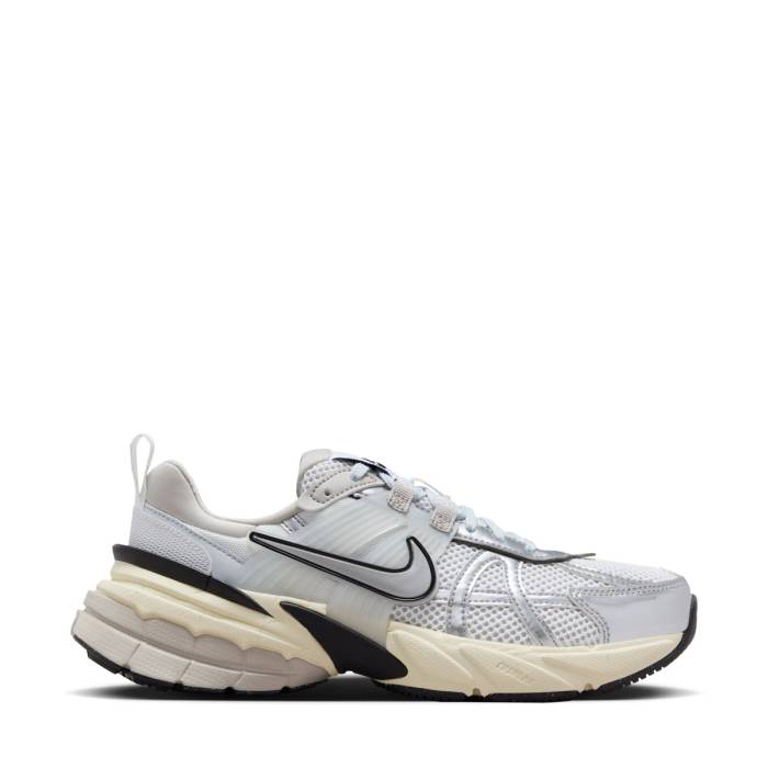 ナイキ Nike 【 V2K Run Womens Summit White/Metallic Silver 】 幽客 レディース 白いこと 白いこと Silver しろがね色・しろがね色