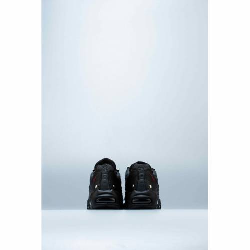 楽天市場 ナイキ Nike エア マックス ジャケット メンズ 黒色 ブラック チーム 赤 レッド エアマックス スニーカー Air Team Red Nike 95 Nrg Jacket Pack Mens Shoe Black Anthracite スニケス