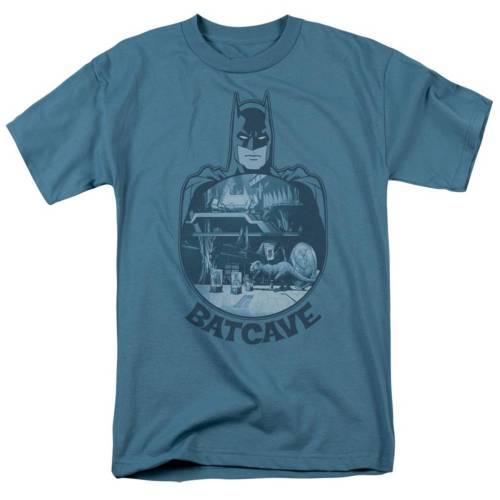 キャラクター スリーブ Tシャツ 半袖 【 LICENSED CHARACTER BATMAN BATCAVE SHORT SLEEVE ADULT T-SHIRT / SLATE 】 メンズファッション トップス カットソー|スニケス