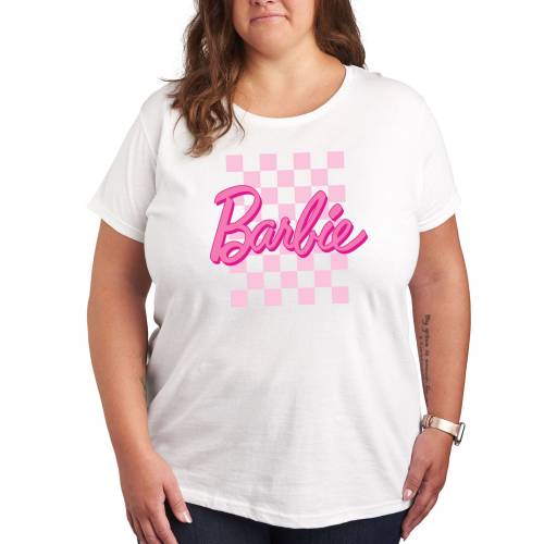 キャラクター ロゴ グラフィック Tシャツ 白色 ホワイト 【 LICENSED CHARACTER PLUS SIZE BARBIE LOGO GRAPHIC TEE / WHITE 】 レディースファッション トップス カットソー｜スニケス 13,724円