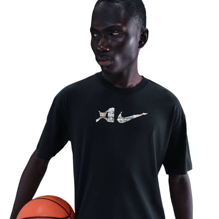 ナイキ Nike 【 Dri-Fit A'ja Short Sleeve T-Shirt Women's Black/Black 】 ドライフィット Sleeve スリーブ Tシャツ レディース 黒色 ブラック｜スニケス