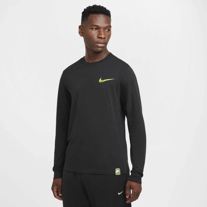 ナイキ Nike 【 Asbury Long Sleeve Crew Cuff Men\u0027s Black 】 Sleeve 捩り 労働者の一団 メンズ 黒いこと 黒いこと