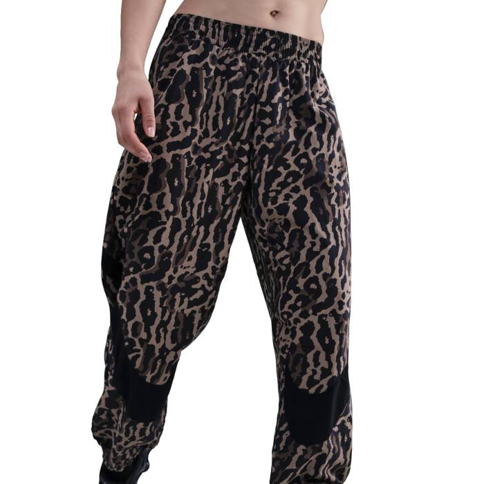 ナイキ Nike 【 Nsw Trend Woven Hbr Aop Pant Women's Black/Black 】 Woven ウーブン パンツ レディース 黒色 ブラック