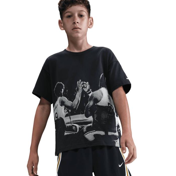 ナイキ Nike 【 Lebron Air Max 90 Graphic T-Shirt Boys\u0027 Grade School Multi/Off Noir 】 Lebron レブロン マックス グラフィック プルオーバー お坊っちゃん キッズ