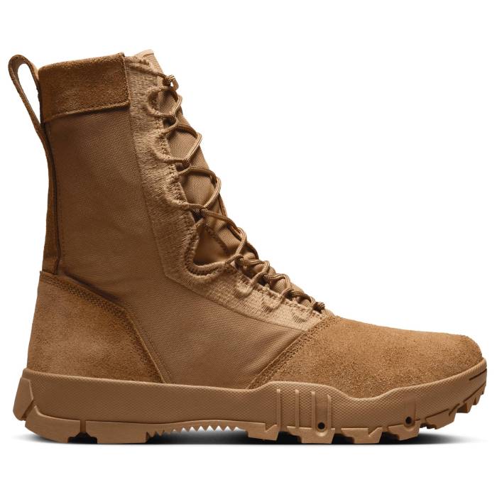 ナイキ Nike 【 Sfb Jungle 2 8\" Leather Men\u0027s Coyote/Coyote 】 なめし革 メンズ"