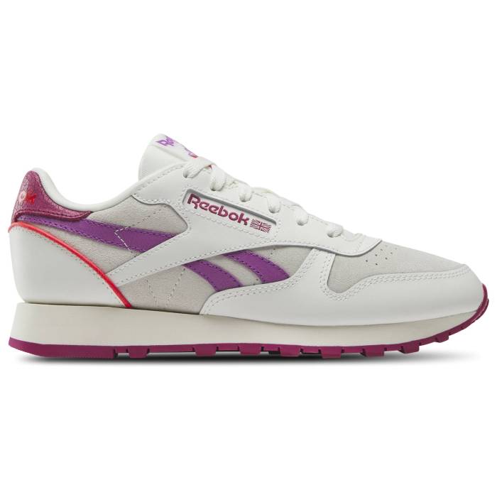 リーボック Reebok 【 Classic Leather Women\u0027s Chalk/Very Berry/Purple Rave 】 古典派音楽 なめし革 レディース Purple 紫・パープル