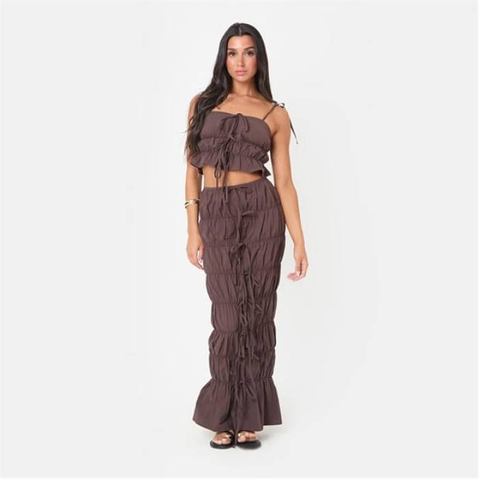 I Saw It First 【 Poplin Ruched Tie Crop Top Women Chocolate 】 ネクタイ Crop クロップ レディース