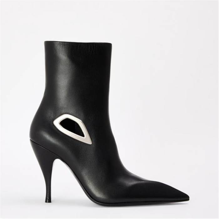 Off White 【 Women's Flat Ankle Boots Women Black/Silver 】 レディース ブーツ レディース 黒色 ブラック Silver 銀色・シルバー