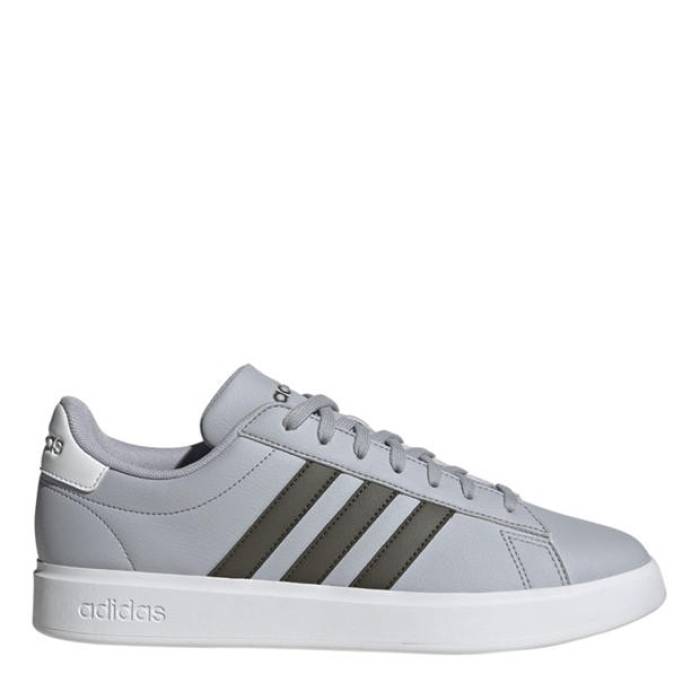 アディダス Adidas 【 Low-Top Trainers Men Halo Silver/Sha 】 シューズ スニーカー メンズ Silver しろがね色・しろがね色