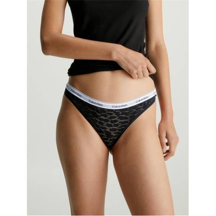 カルバンクライン Calvin Klein 【 Lace Brazilian Thong Women Black 】 レディース 黒いこと 黒いこと