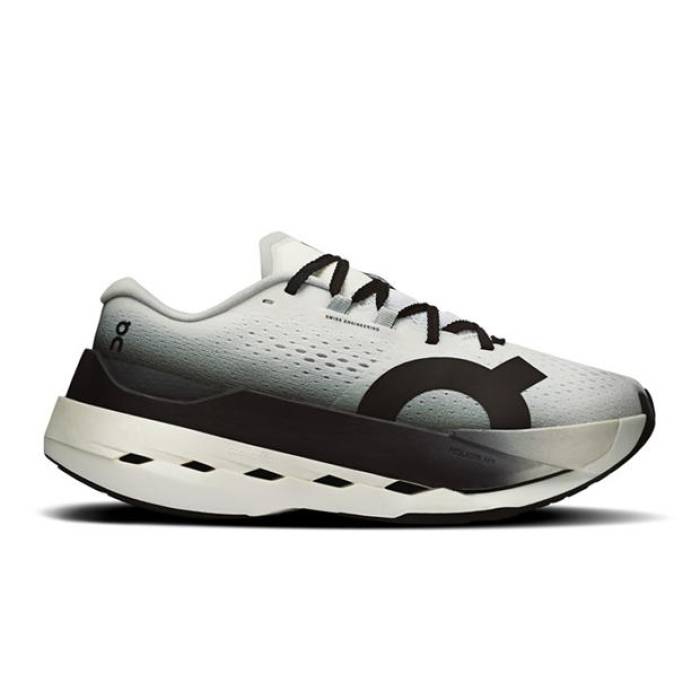オン On 【 Cloudboom Max Running Shoes Womens Women White/Black 】 マックス シューズ 運動すること靴 レディース レディース 白いこと 白いこと 黒いこと 黒いこと